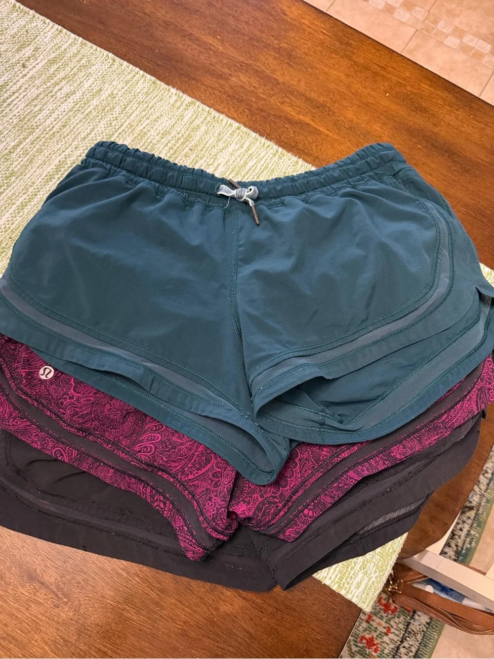lululemon athletica vintage make a move shorts